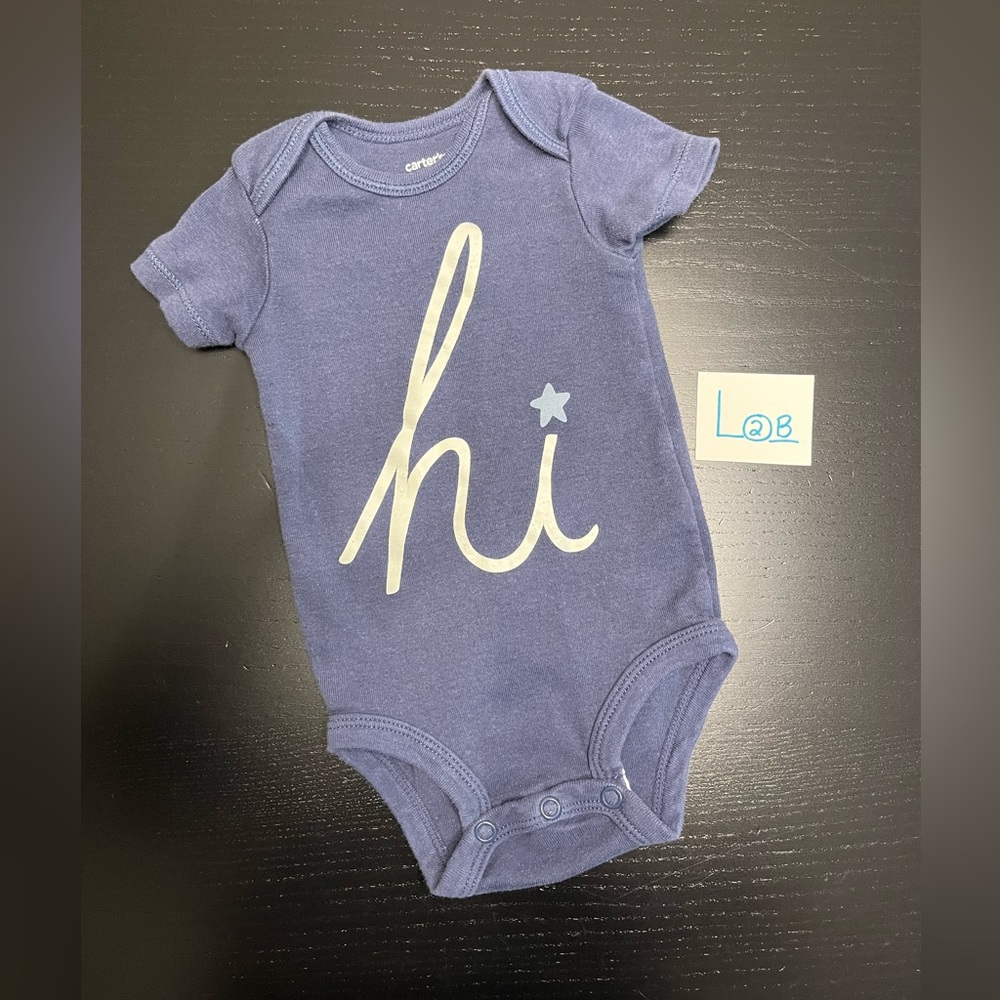 ⭐️5/$10.00⭐️ Carter's 3m Navy Bodysuit with Cream Star and 'hi' Script